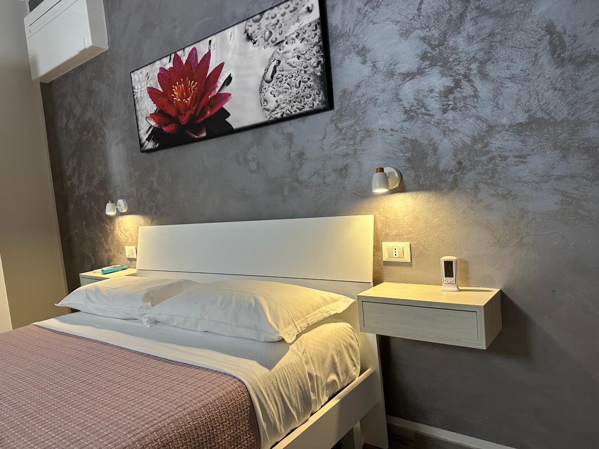 Locazione Turistica Girasole Bed & Breakfast Verona Bagian luar foto