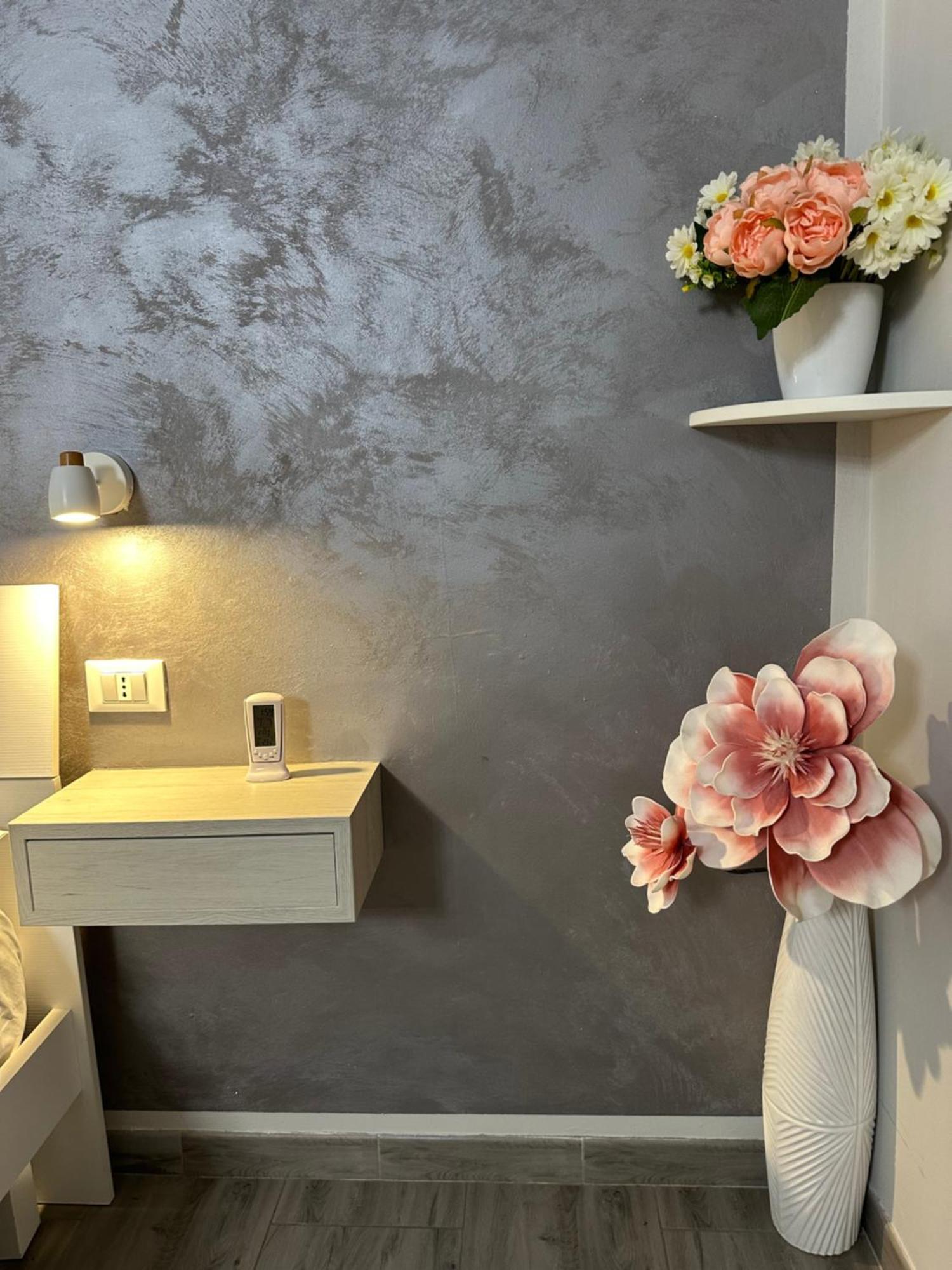 Locazione Turistica Girasole Bed & Breakfast Verona Bagian luar foto