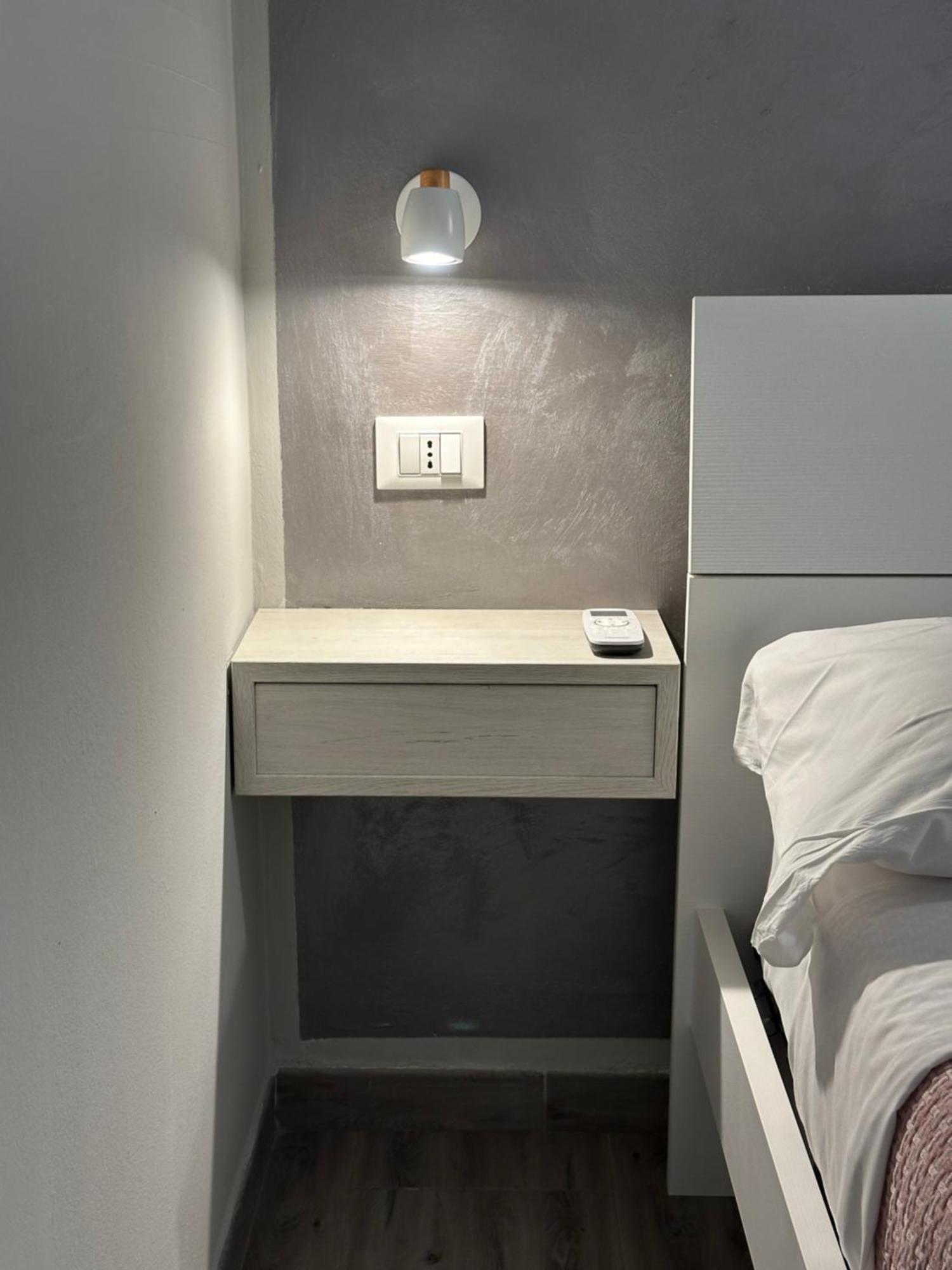 Locazione Turistica Girasole Bed & Breakfast Verona Bagian luar foto