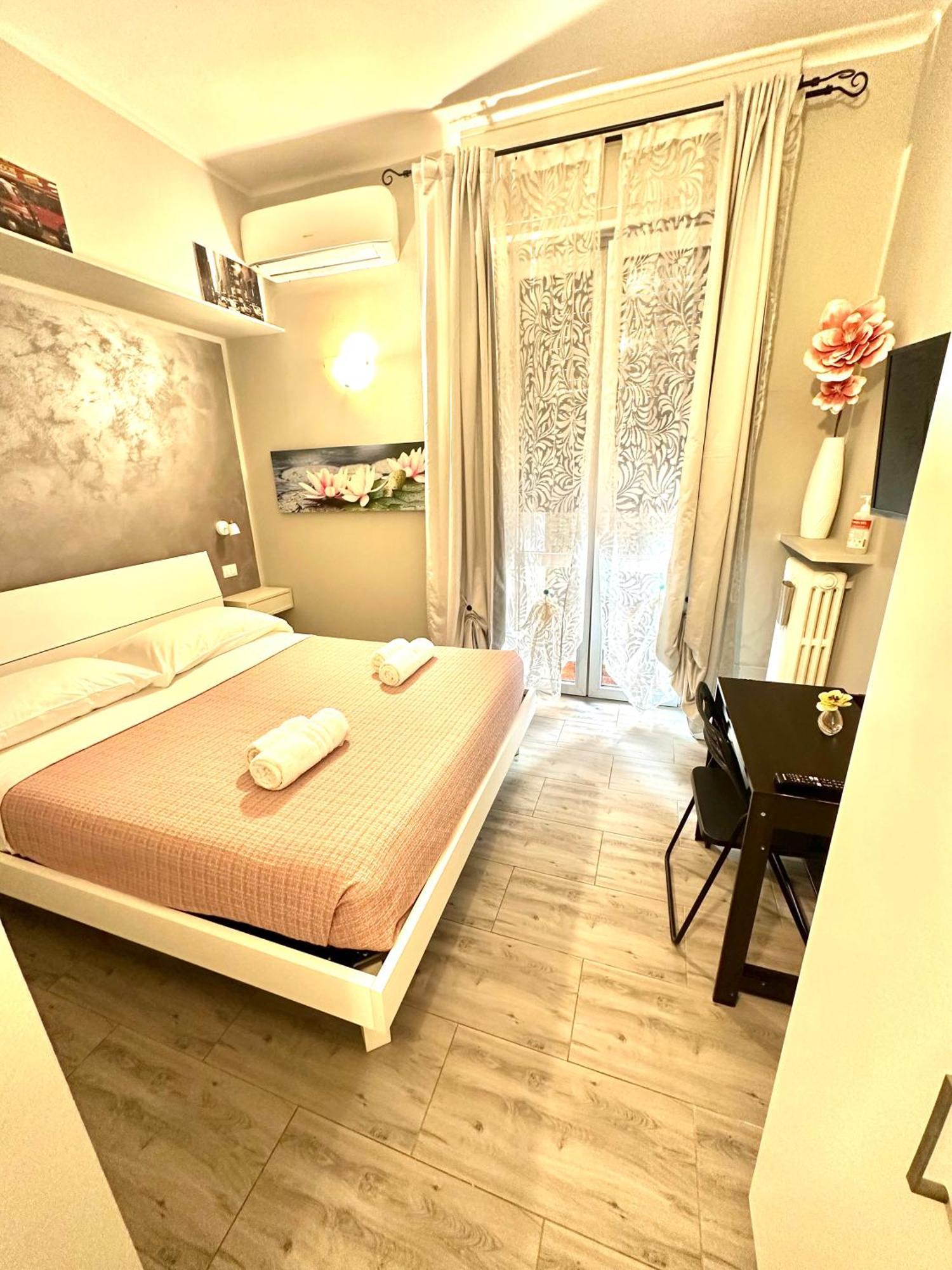 Locazione Turistica Girasole Bed & Breakfast Verona Bagian luar foto