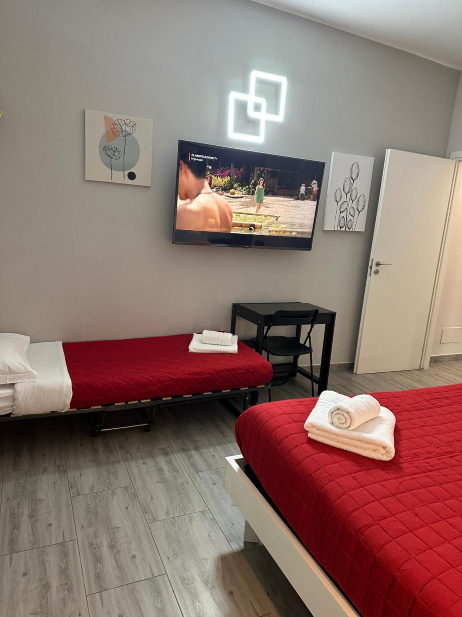 Locazione Turistica Girasole Bed & Breakfast Verona Bagian luar foto